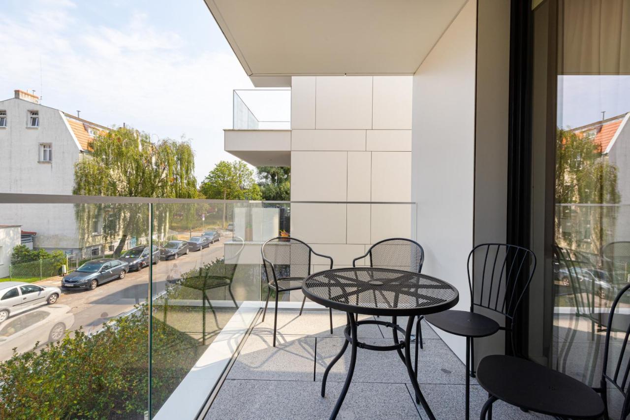 Okrzei Seaside By Renters Prestige Apartment *